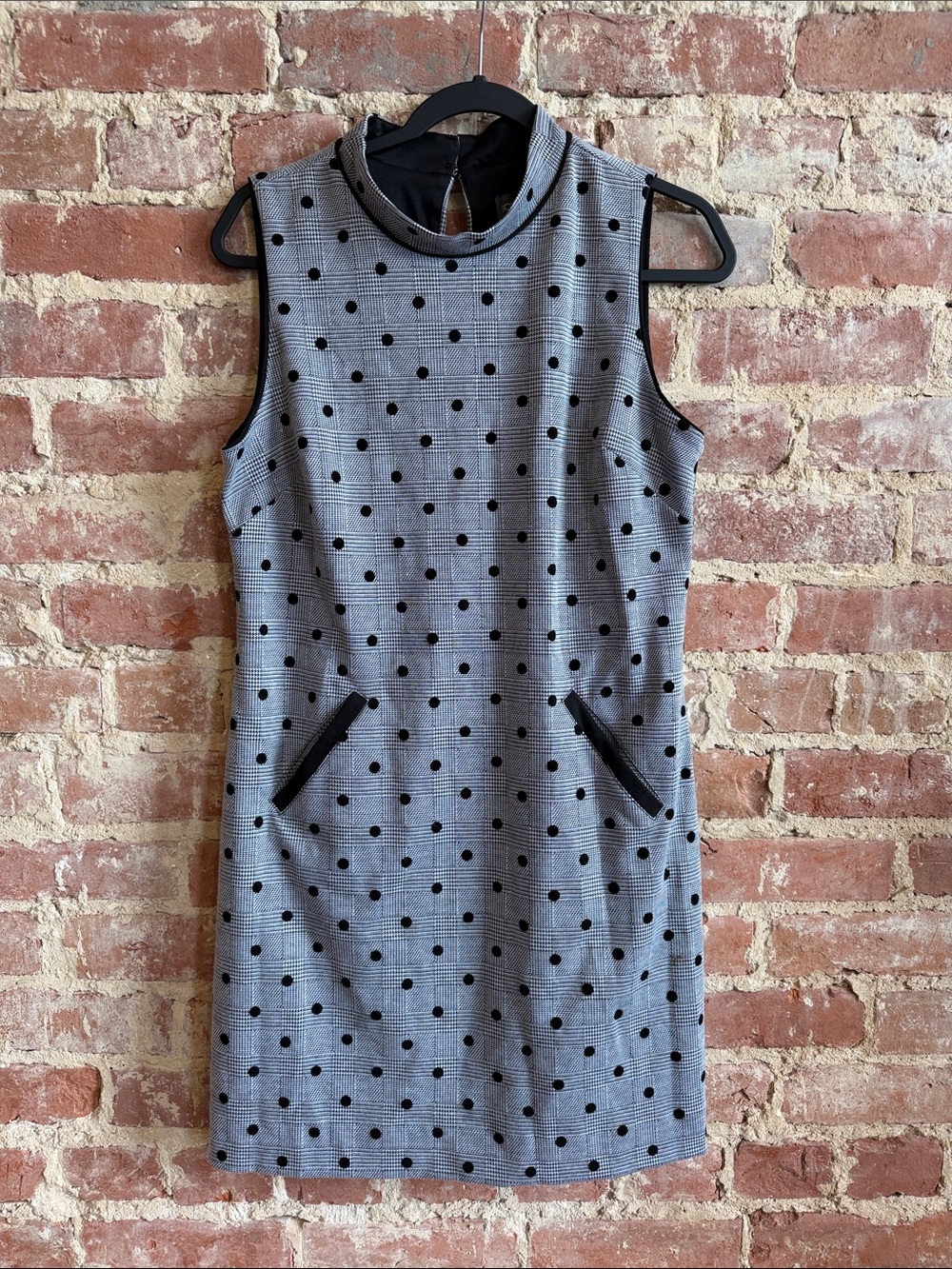 Donna Ricco Black Polka Dot Gray Shift Dress